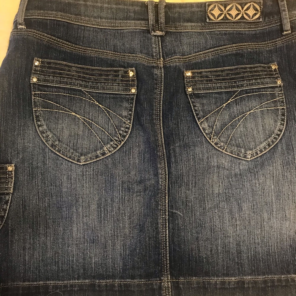 Noir Jean Skirt